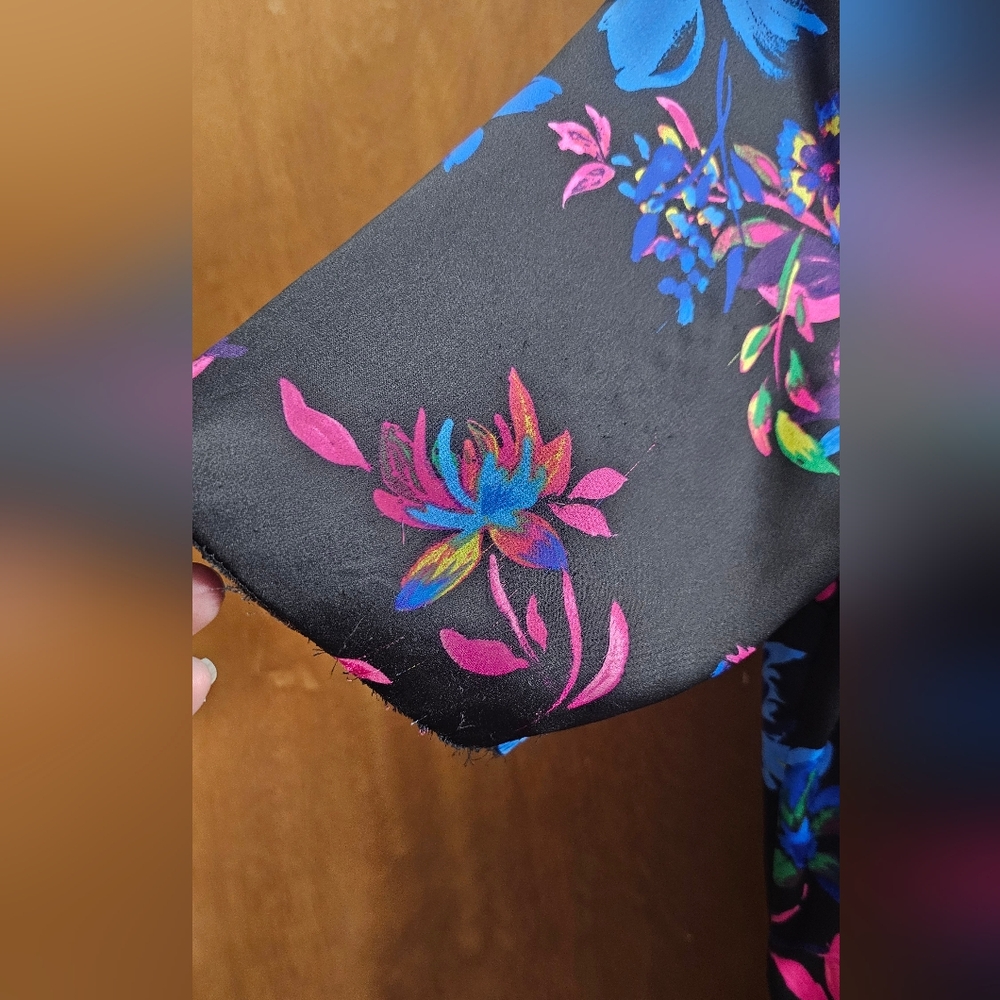 Bar III womens xl floral short sleeve blouse top shirt blue black pink - Picture 9 of 11